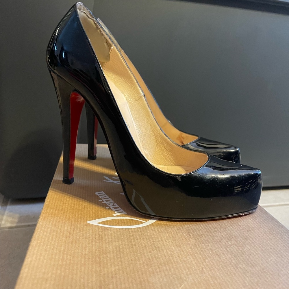 Black Patent Leather 5 1/2 Louboutin Rolando Heels